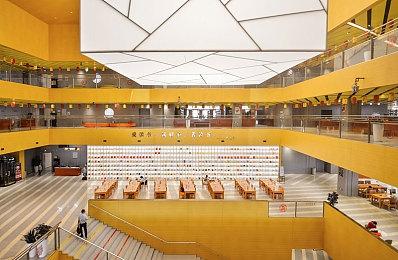 TPS新游《绝密档案》上架steam 性感美女打僵尸